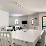 Palmeira Gale Villa