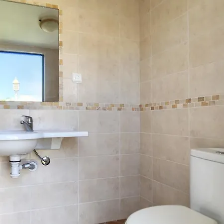 Palmeira Gale Βίλα Αλμπουφέιρα