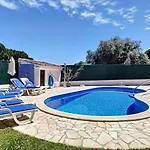 Palmeira Galé Villa *